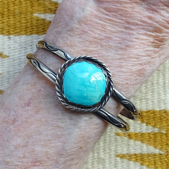 Gorgeous Vintage Native American Navajo Sterling Silver Stamped Bracelet Gorgeous Vintage Native American Navajo Sterling Silver Stamped Bracelet