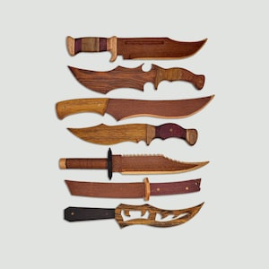 Handmade Exotic Wooden Knife for Display | Gift for Husband | Ren Faire | Cosplay | Fantasy Weapon