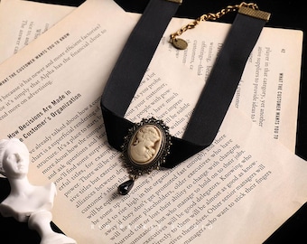 Gargantilla victoriana de terciopelo: camafeo tallado a mano, regalo personalizado, regalo para ella.