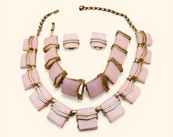 Vintage Pink Thermoset Necklace Bracelet Earrings Set
