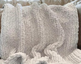Wedding Gift Chunky Knit Blanket, Hand-Knit Chenille Throw, Choose Size & Color, Cozy Handmade Bridal Shower Gift