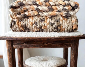 Chunky Knit Throw Blanket – Hand-Knit Chenille Couch Throw, Warm Neutral Blend, 50×60