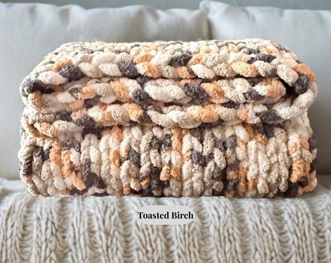 Chunky Knit Blanket, Hand-Knit Soft Chenille Throw, Cozy Housewarming Gift, New Home Gift for Couples, Cozy Living Room Decor