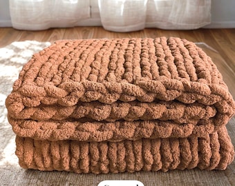 Chunky Knit Throw Blanket – Hand-Knit Chenille Couch Throw, Caramel, 50×60
