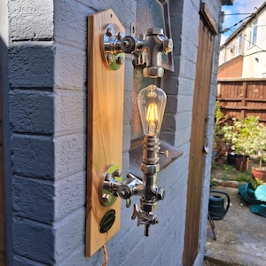1 UPCYCLED Industrie Wandleuchte Lampe BRAUEREI Mann Höhle Auslage Mikrobrauerei Kneipe UNIKAT