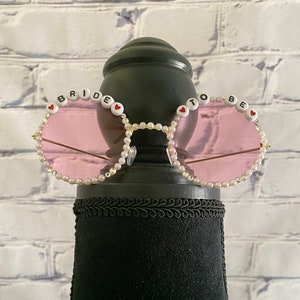 Retro Bride to Be Pink Verzierte Sonnenbrille