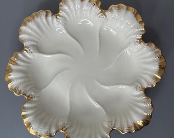 Lenox Scalloped Edge Serving Bowl with Gold Trim – Vintage USA Porcelain Dish