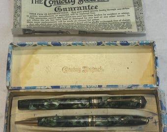 Conway Stewart Boxed Fountain Pen and Pencil - 14k gold nib