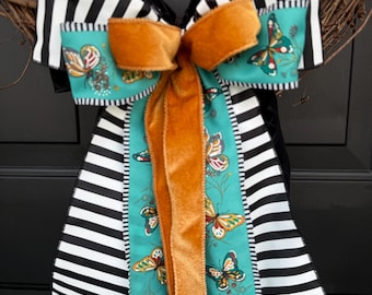 Wired Ribbon Bow for Your Wreath:  Front Door Decor