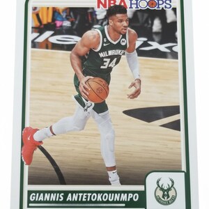 Carta da basket NBA Hoops - Giannis Antetokounmpo / Non classificata / Stella dei Bucks / Vedi foto