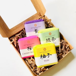 Japanese Bath Bomb Gift Set: Cherry Blossom, Yuzu, Lavender, Green Tea