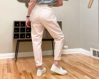 Jeansy Jeans LizWear Baggy Mom z lat 80., z wysokim stanem i zwężanymi nogawkami w kolorze różowym