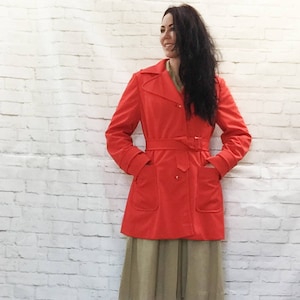 Vintage 60s Mod Neon Red Belted Mini Trench Coat L Wide Collar Pockets Sleeve Epaulets