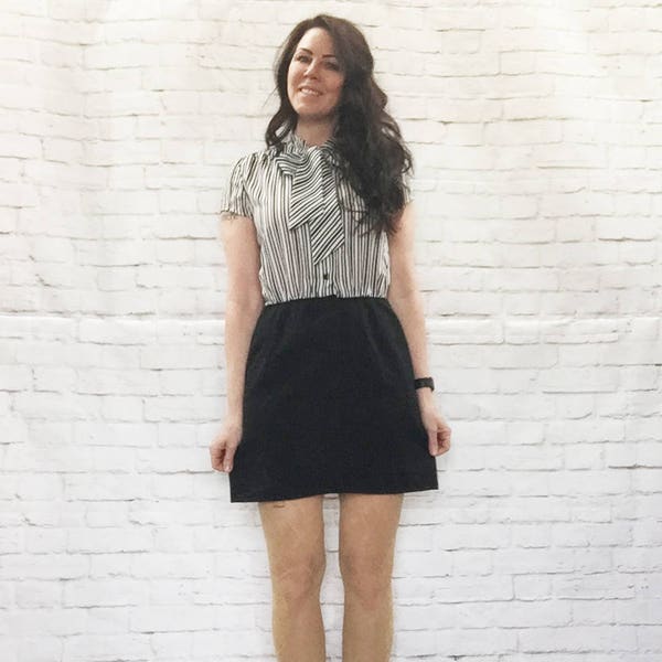 Vintage 70s Black White Striped Pussy Bow Mini Dress S Cap Sleeves Pattern Block Top-Attached