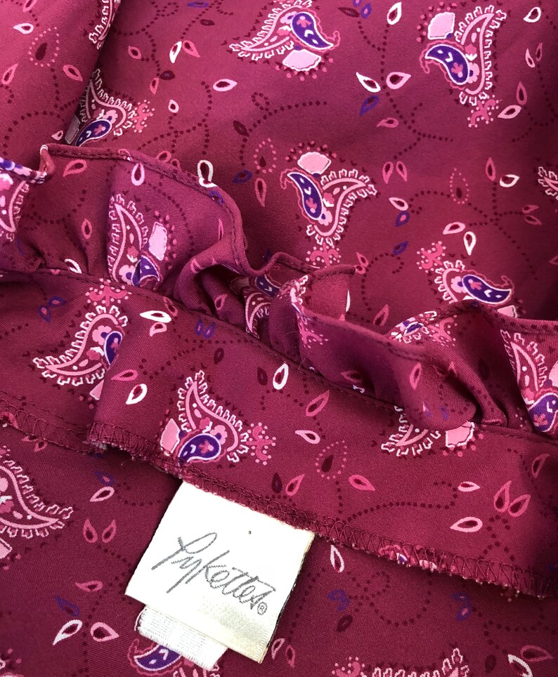 Vintage 80s Magenta Paisley Tuxedo Ruffled Cuff Collar Blouse Top XL