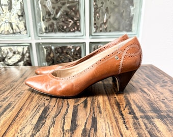 Vintage 70s Etienne Aigner Brown Embroidered Leather Pumps Heels Shoes 9.5 10