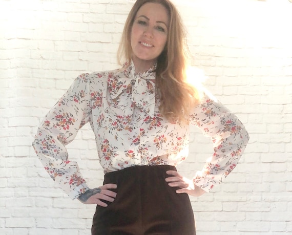 Vintage 80s Abstract Floral Bow Collar Blouse Top L White Red