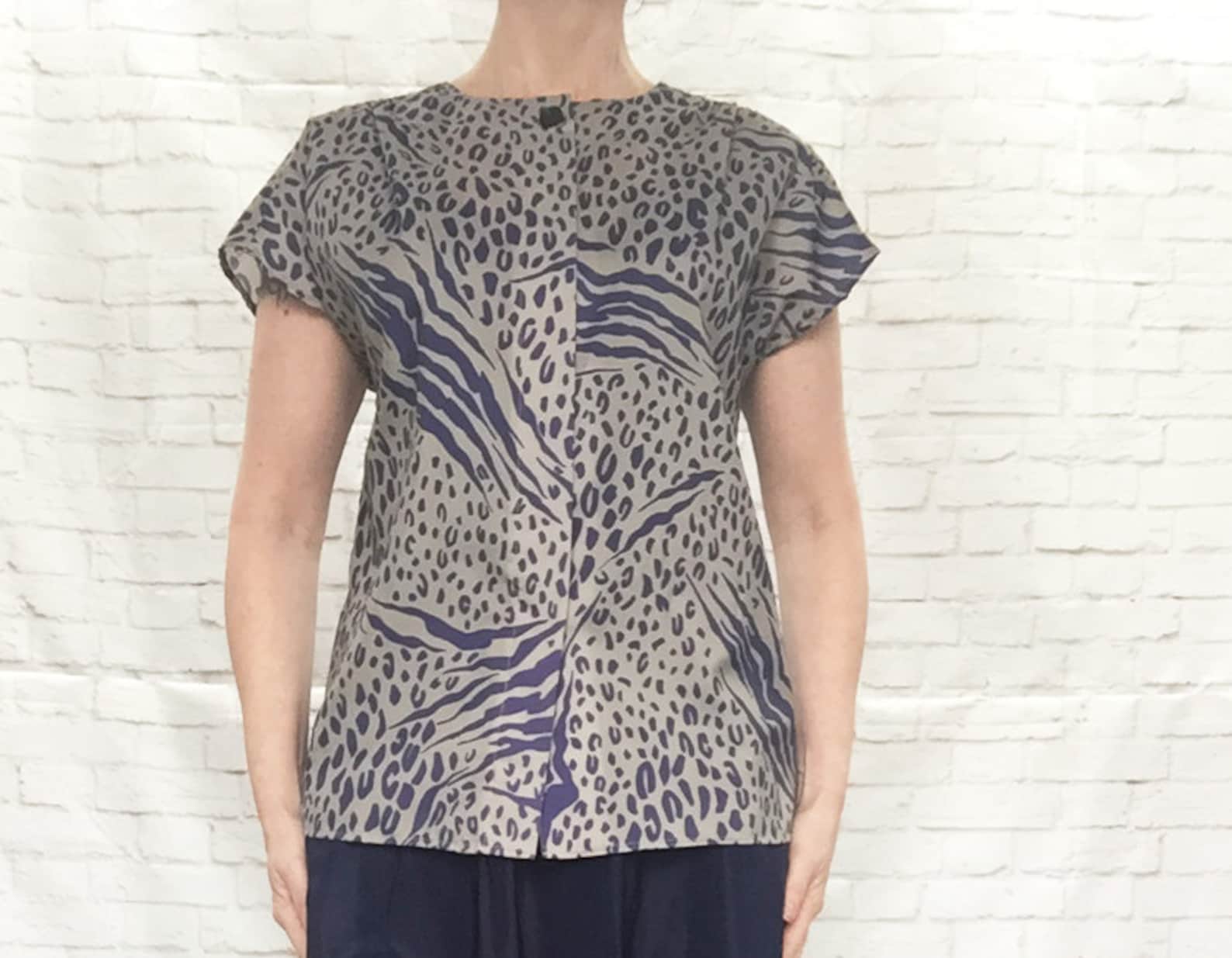 Animal Print Vintage Top-Bust 38 to 40