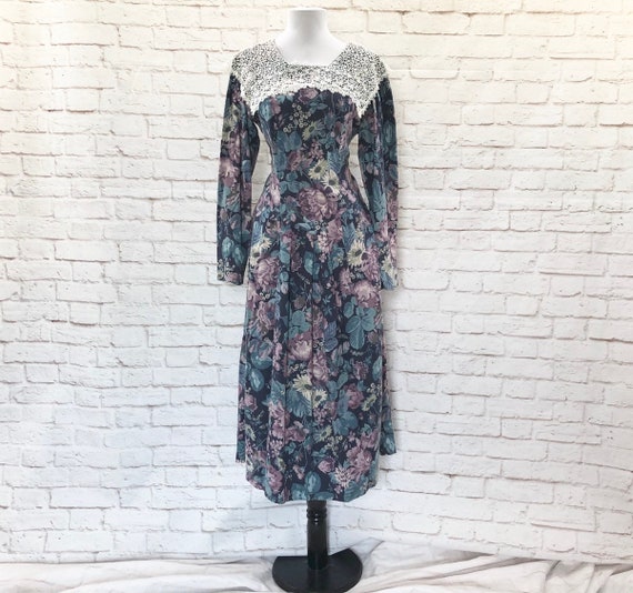 Vintage 80s Laura Ashley Lace Sailor Collar Floral