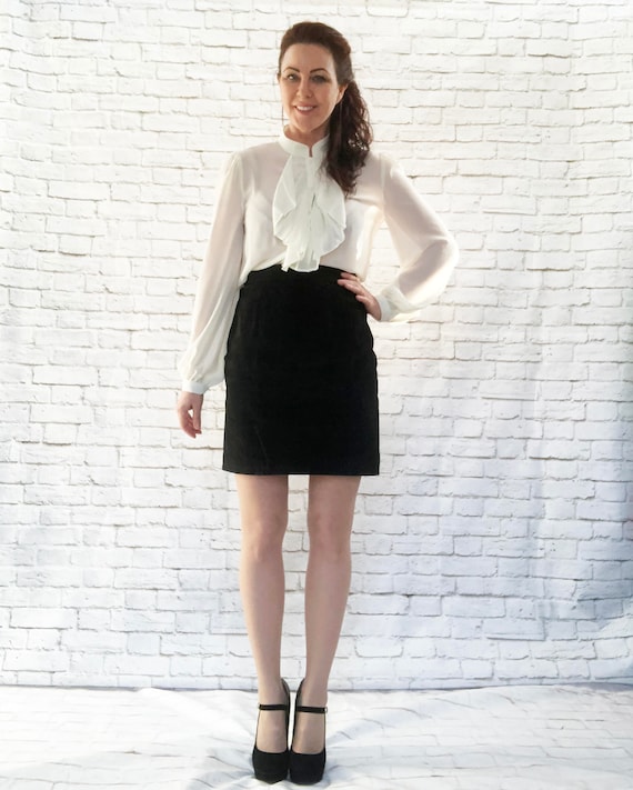 Vintage 80s Black Suede High-Waist Pencil Skirt Size 28