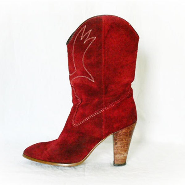 Vintage 70s Boots 7.5 Red Suede Western Heels Embroidered Wings