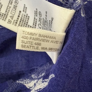 Tommy Bahama dames tuniek top blauw wit bloemen palmprint blouse met knoopsluiting en V-hals S afbeelding 13