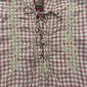 Johnny Was Bluse Damen Workshop Rosa Vichy-Karo-Bluse mit Stickerei und Schnürung Top XS Bild 10