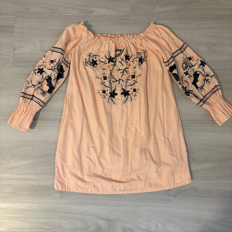 Free People jurk voor dames, perzikroze, geborduurd, off-shoulder boho tuniek, maat XS afbeelding 2