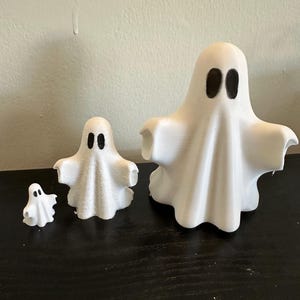 Cute Ghost Figure Halloween Table Decor