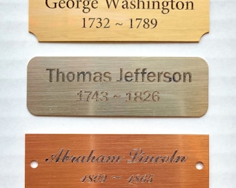 Placa metálica de latón grabada a medida de 5" x 1,5" con diseño personalizado... Entrega rápida.