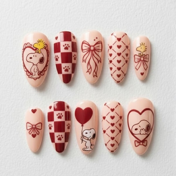 Snoopy Valentine Press On Nails, Handmade Heart & Love Cartoon Nail Art