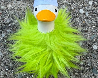 Grinch Desk Goose Outfit