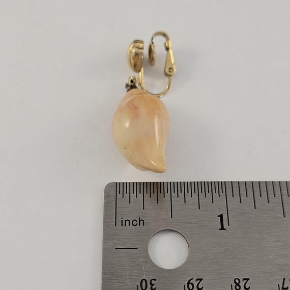 Vtg Avon Shell Dangle Earrings - image 7