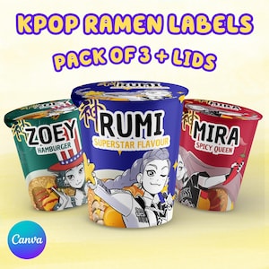 Może przedstawiać: Trzy kolorowe etykiety ramen KPOP z pokrywkami. Etykiety przedstawiają ilustracje postaci w stylu anime oraz nazwy "Zoey Hamburger", "Rumi Superstar Flavour" i "Mira Spicy Queen". Tekst "KPOP RAMEN LABELS PACK OF 3 + LIDS" znajduje się na górze.