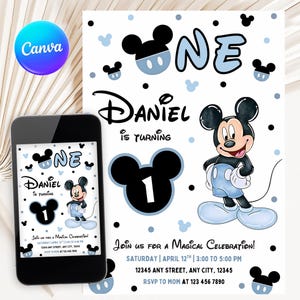 Könnte beinhalten: Eine Geburtstagseinladung mit Micky Maus. Die Einladung ist weiß mit blauen und schwarzen Akzenten, einschließlich Micky Maus-Silhouetten und dem Text "ONE" und "Daniel is turning". Ein Smartphone zeigt das gleiche Design.