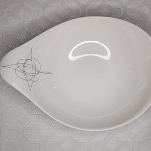 Midcentury Modern MCM vintage Hallcraft Eva Zeisel Fantasy pattern Lugged Bowl