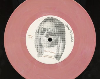 LADIES WHO LUNCH: Pink Vinyl Record - 'Kim's We Love' E.P. / Sonic Youth & Pixies cover tunes