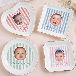 Personalized Baby Face Trinket Tray, Mothers Day Gift For Grandma, Grandma Gift from Grandkids, Nana Ring Dish, Birthday Gift For Grandma
