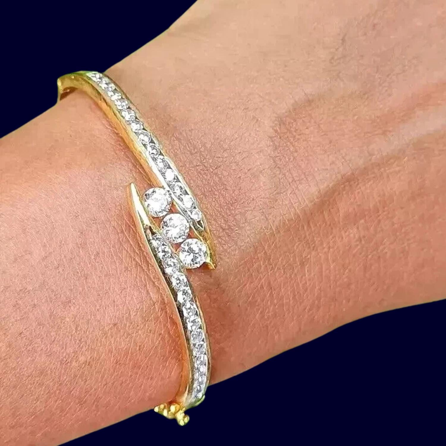 Bracelet Moderne Or Et Bleu Incrusté De Cristaux - 3 Rangs - Bijou D'occasion En Bon état - Modèle 280