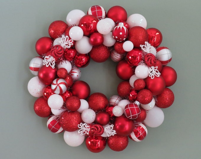 Red and White CANDY CHRISTMAS Ornament Wreath - Etsy