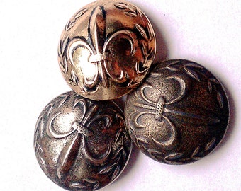 Fleur de Lis Button, Renaissance, Steampunk