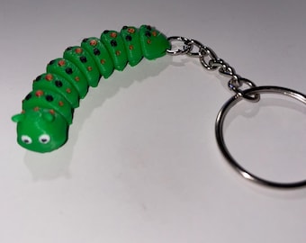 Llavero de oruga impreso en 3D
