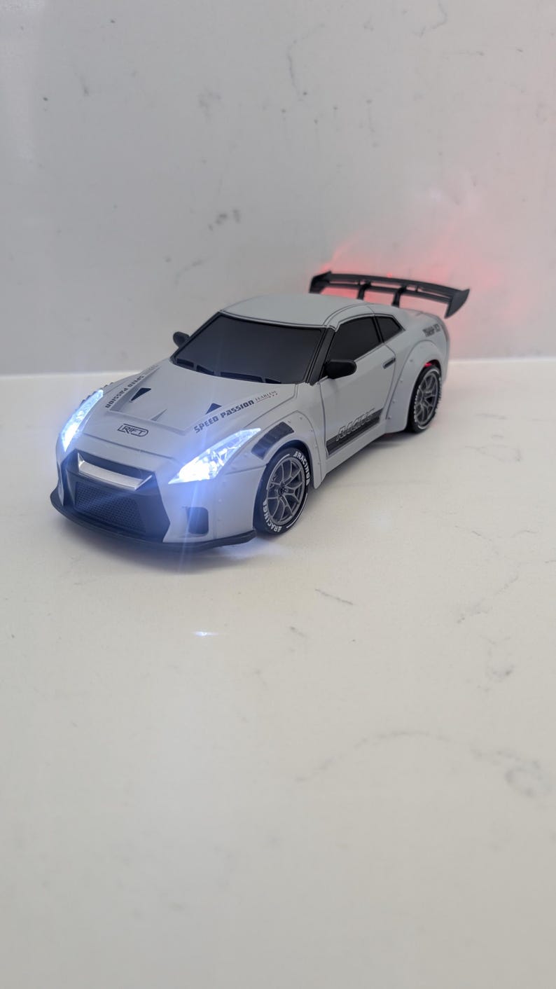 Custom Gtr R35 Rc Buy Nissan GTR R35 RC Drift Car: 1/24 Scale, LED Lights, Extra Tires Rc ...