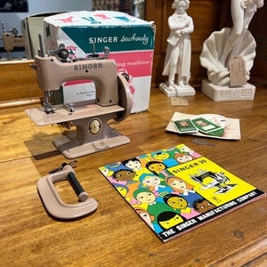 Singer SewHandy - Childs Sewing Machine