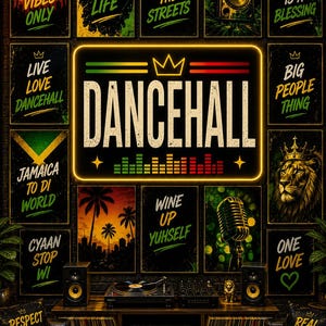以下が含まれることがあります： 「DANCEHALL」の文字を大胆に配置した、活気あふれるコラージュ。周りには「Good Vibes Only」や「Riddim Is Life」といったレゲエをテーマにしたフレーズが書かれたポスターが並んでいます。サウンドシステム、マイク、レコードプレーヤーも含まれています。