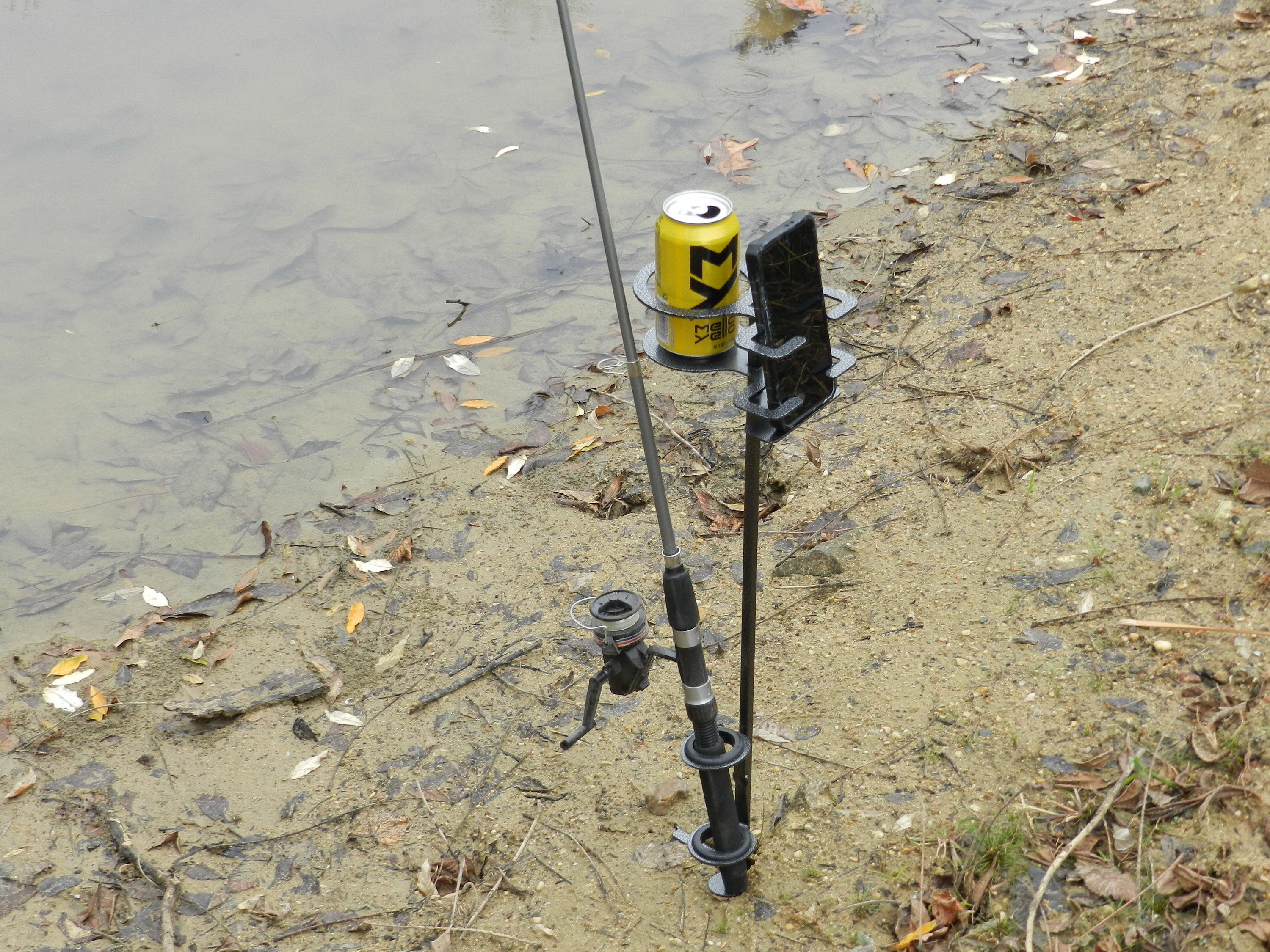 fishing rod drink holder Cast and Blast : + Cup Kit The RoboCup is a patented container that securely holds two drinks Fishing Rod Holder / Drink