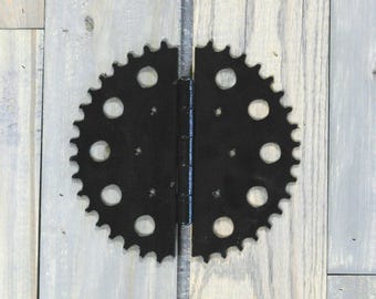 Sprocket Design Hinges: Decorative Garden Gate/Shed Hinges
