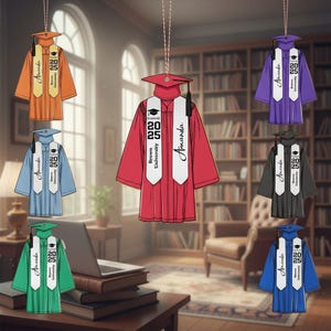 Personalized Graduation Ornament Class of 2025 – Custom Christmas Ornament for High School, College, Masters Graduates, Class of 2026 Gift