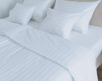 KLOTHY luxe 100% katoenen lakens - damast gestreepte satijngeweven 4-delige lakenset, elastisch beddengoed met diepe zakken, wit