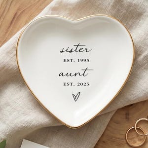 パーソナライズされた叔母へのセラミックリングディッシュ、姉妹から叔母への贈り物、新しい叔母への記念品、妊娠発表ギフト、誕生日ギフト